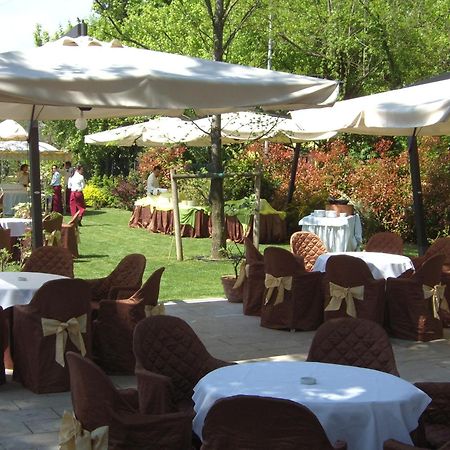 Ca' Delle Rose Hotel Кастелфранко Венето Екстериор снимка